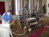 P3260154Pretty cleaning the filter.jpg (128896 bytes)
